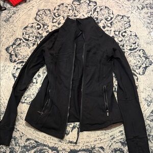black lululemon jacket